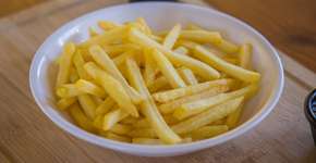 Para que serve o bicarbonato ao fazer batata frita e por que especialistas recomendam