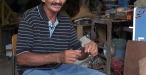 Catador de recicláveis abre escola para quem precisa em Olinda