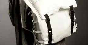 Mochila ecológica para refugiados é criada por estudante gaúcho