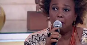 “Pior que o racismo é o complexo”, diz Sandra de Sá em programa