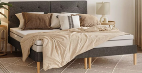 Fácil de transportar! Colchão Emma Duo King está em promoção por menos da metade do preço