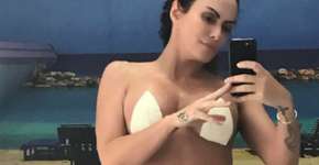 Núbia Óliiver posta foto e seguidores comentam ‘falta umbigo’