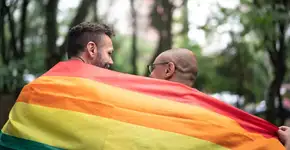 Decisão do STF sobre casamento homoafetivo é premiada