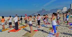 Aulão de Yoga gratuito abre o ano em Ipanema