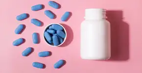 Foto: (iStock/YakubovAlim)