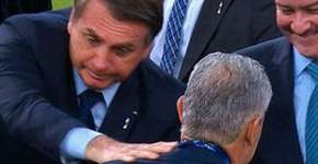Apoiadores de Bolsonaro pedem saída de Tite da Seleção Brasileira