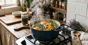 Ferver tomilho com alecrim e casca de laranja: para que serve e por que é recomendado