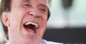 Moacyr Franco faz revelação sobre seu ‘pimpolho’ no Altas Horas