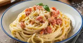 5 receitas práticas com bacon para o almoço