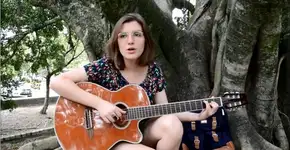 Música feminista de estudante da UFSC viraliza na rede