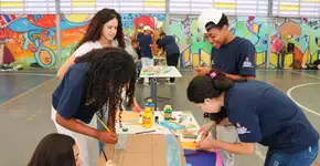 Jovens da quebrada unem arte e ecologia para salvar córrego