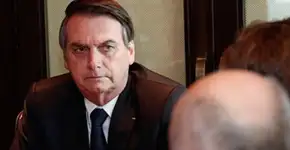 Efeito Bolsonaro: Pai espanca filho que brincava com batom em MG