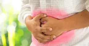 Infecção estomacal comum está associada a maior risco de Alzheimer