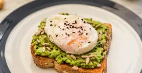 5 formas de usar o ovo para um café da manhã saudável e proteico