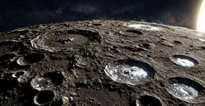 Por décadas, Mercúrio foi considerado um planeta “morto”, mas um estudo acabou de mudar essa ideia. A NASA detectou estruturas brilhantes que indicam atividade geológica atual