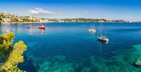 O que torna as Ilhas Baleares especiais, e por que Jeff Bezos está passando a lua de mel lá?