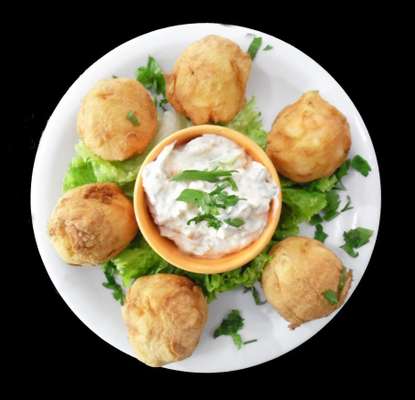 O Bar do Adão e os bolinhos empanados de camarão com catupiry são estrealas do GastroMusic