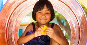 Semana Mundial do Brincar: veja ideias para brincar com pouco