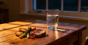 O melhor horário para jantar, segundo especialistas em longevidade