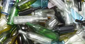 Projeto coleta mais de oito toneladas de vidro em bares do Rio