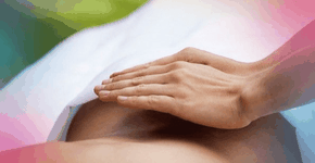 Aprenda a equilibrar os chakras com reiki e cromoterapia