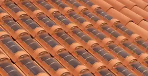 Empresas criam telha que substitui placas solares