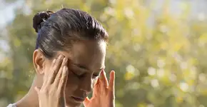 Por que, segundo estudo, comer esta fruta piora a enxaqueca?