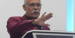 Pastor acusado de estuprar pelo menos 8 mulheres tem prisão decretada