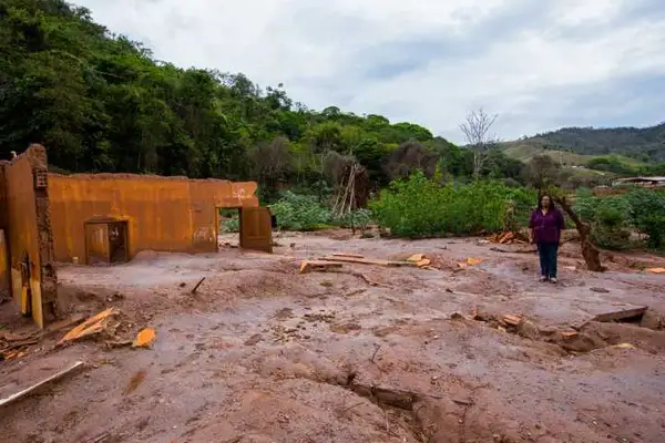 O local onde antes ficava a piscina da casa de Angélica