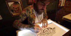 No YouTube, tatuadores tiram dúvidas e mostram o dia a dia no estúdio