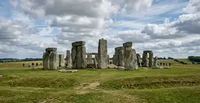 Como conseguiram transportar uma pedra de 13.000 libras da Escócia para Stonehenge há 5.000 anos