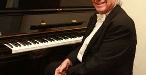 Maestro João Carlos Martins celebra Bach em apresentação grátis
