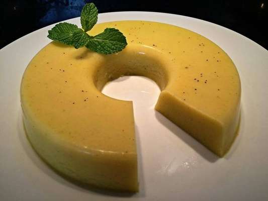 Pudim de maracujá. Donuts Vegan. Foto: Facebook/MN Vegan Joy