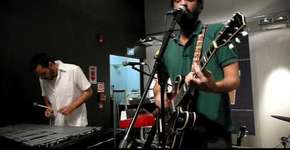 Marcelo Camelo faz pocket show especial na Fnac Paulista