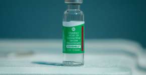 AstraZeneca sugere remédio pra reações à vacina contra covid-19