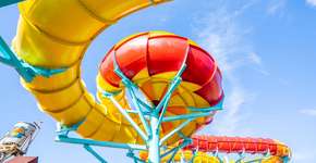 Adventure Island, em Tampa, inaugura toboágua de duplo espiral