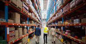 Dicas para organizar ambientes com muita informação