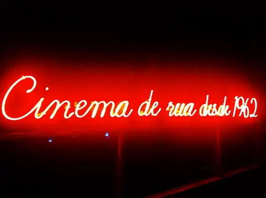 Detalhe da decoração do novo Cinesala Sabesp