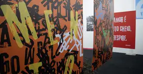 ‘O protagonismo da palavra’: exposição inédita, com projeções e instalações interativas, entra em cartaz em São Caetano