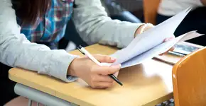 UFBA abre concurso público com remuneração de R$ 4,5 mil