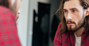 A única palavra que os terapeutas dizem que você precisa parar de usar consigo mesmo.