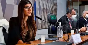 Citada na CPI da Covid, Mia Khalifa leva web à loucura após responder senador