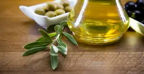 Azeite de Oliva: Uma breve história de um dos alimentos mais antigos da humanidade