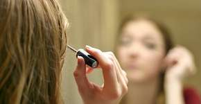 Homem quer processar sua esposa por ‘fraude’ após vê-la sem maquiagem pela primeira vez