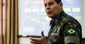 Vice de Bolsonaro culpa ‘militante do PT’ por atentado em MG