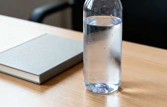 Tertiary news: Você está bebendo água errado e seu corpo está pagando o preço