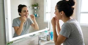 O que causa os dentes soltos e como preveni-los?