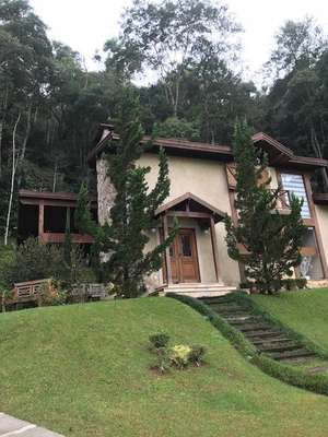 Quartos e chalés do spa e clínica Rituaali