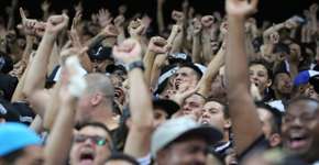 Corintianos juntos contra gritos homofóbicos na final do Paulista