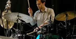 Chico Batera Trio toca no Swing à brasileira